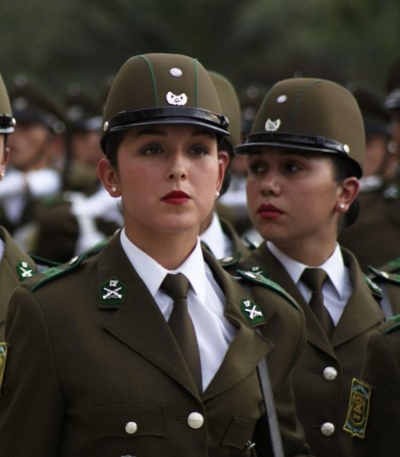 Женщины в армии чили