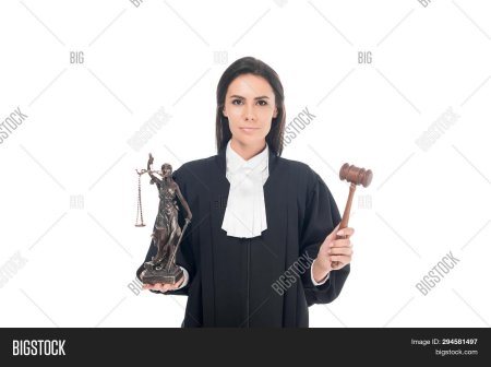 Судья в мантии