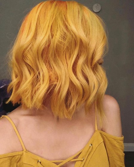 Модный желтый цвет волос