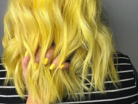 Жёлтые волосы