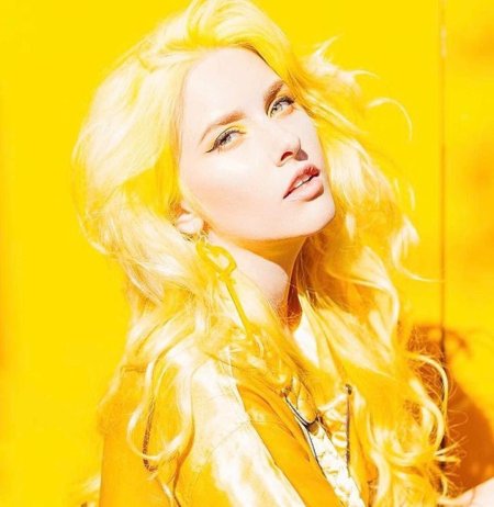 Жёлтые волосы