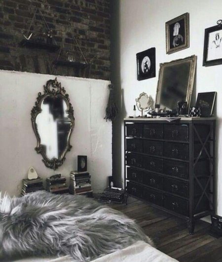 Готическая комната