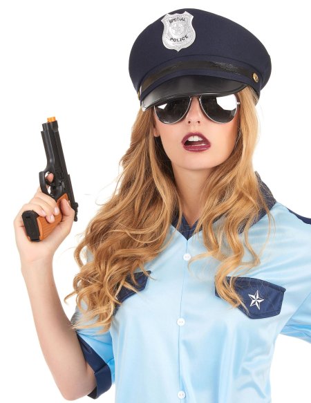 Полицейская девушка