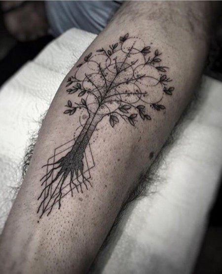 Дерево тату