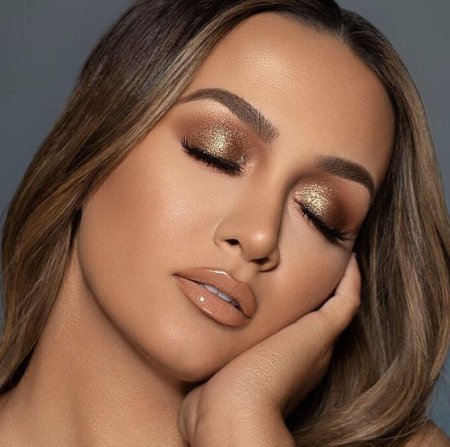 Нюдовый смоки