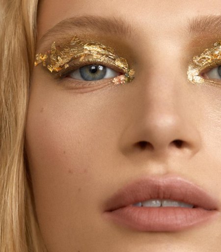 Золотой макияж