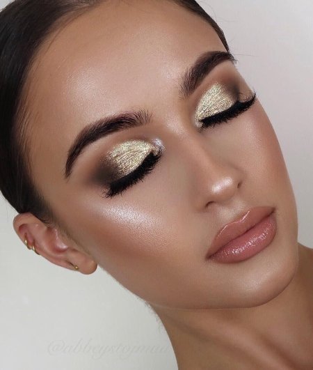 Блестящий макияж