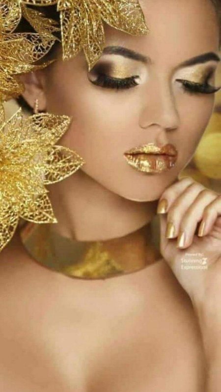 Золотая девушка