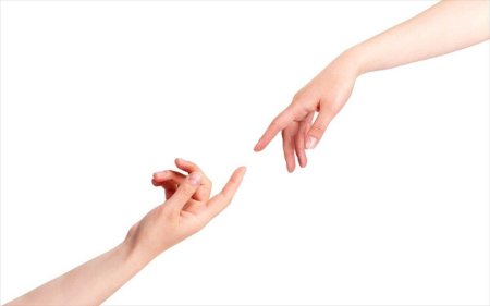 Тянущиеся руки