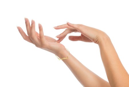 Красивая женская рука