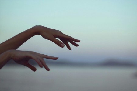 Изящные руки