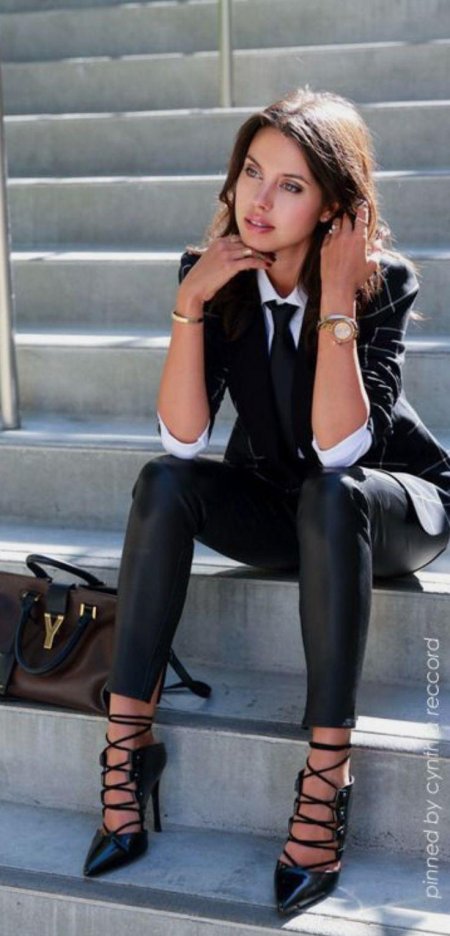 Офисный стиль одежды для девушек