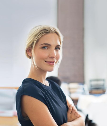 Уверенная женщина