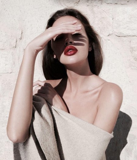 Эстетичная девушка