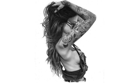 Девушки с татуировками