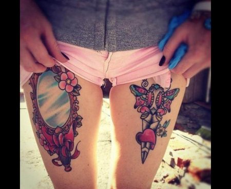 Тату на ляшках для девушек