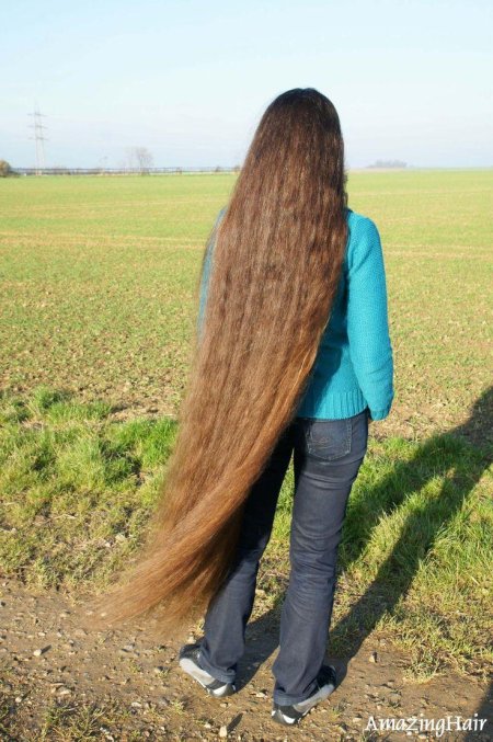 Очень длинные волосы