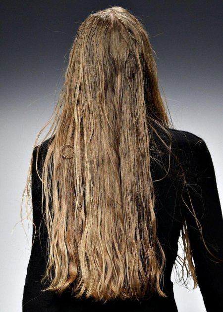 Волосы длинные