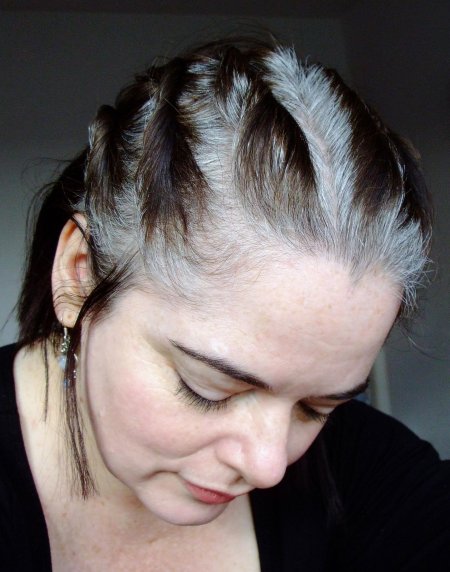 Прически с сединой