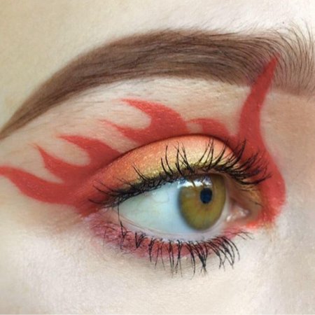 Огненный макияж