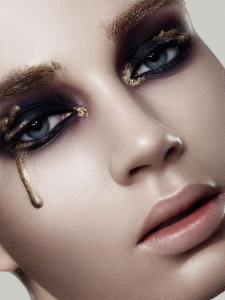 Золотой макияж глаз