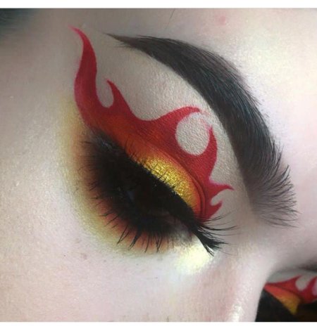 Макияж огонь на глазах