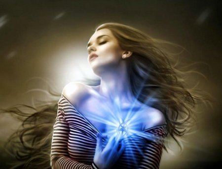 Сияющая женщина