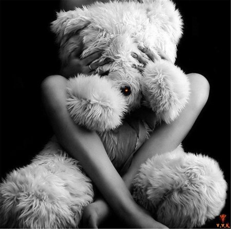 Девушка с мишкой