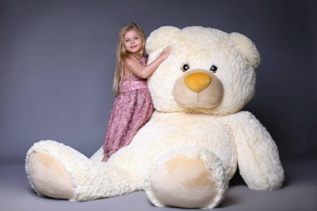 Большие плюшевые медведи