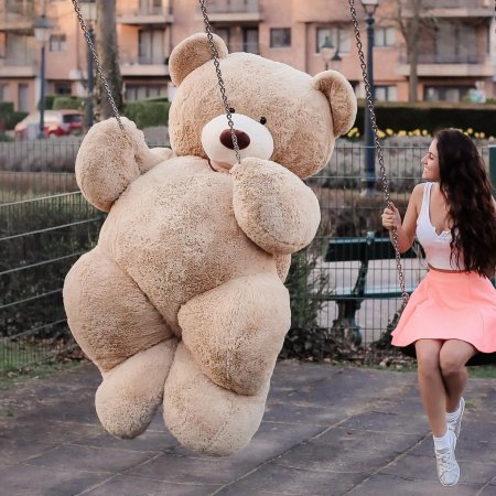 Плюшевый мишка большой