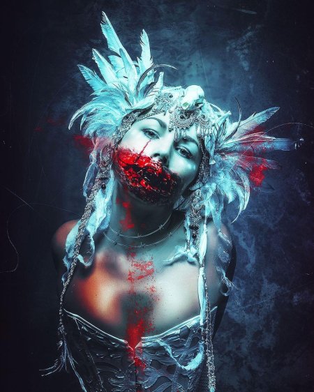 Готическая девушка