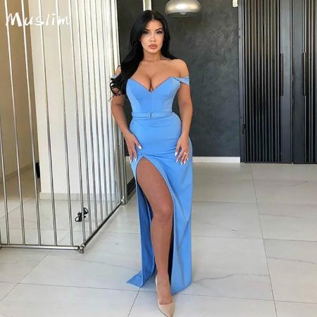 Вечернее платье с разрезом