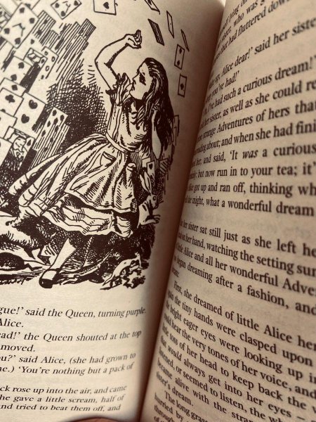 Льюис кэрролл алиса в стране чудес