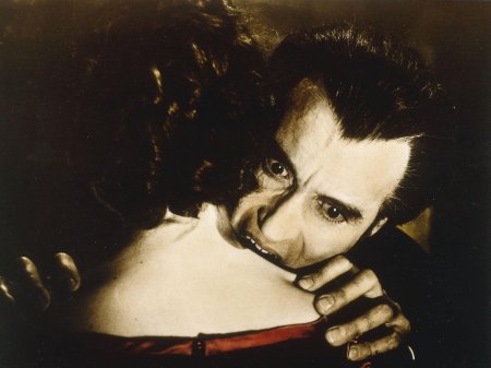 Taste the blood of dracula ()