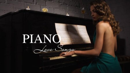 Девушка за фортепиано картина