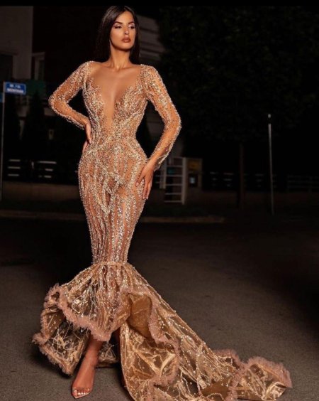 Платья вечерние шикарные