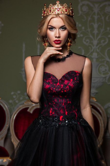 Красивое платье корона