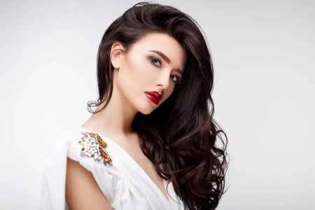 Азиатская девушка