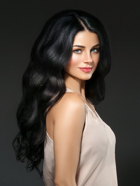 Стрижка на длинные черные волосы