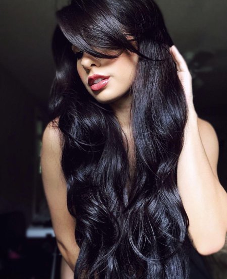 Черные волосы длинные