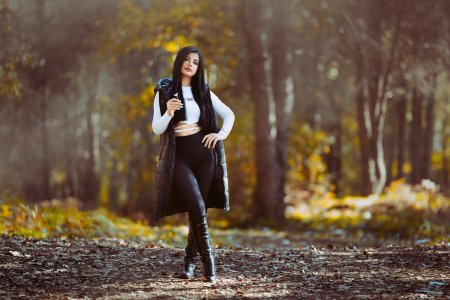 Фотосессия в осеннем лесу