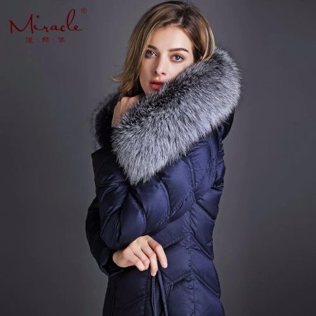 Пуховик с мехом женский