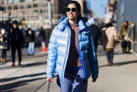 Голубая куртка