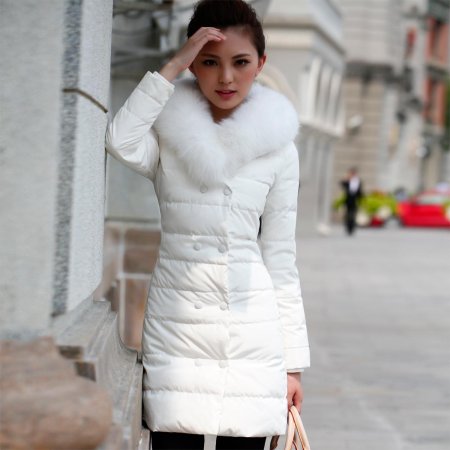 Белый длинный пуховик женский зимний с капюшоном