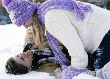 Влюбленная пара зима