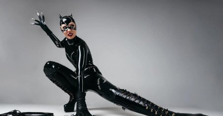 Селина кайл бэтмен возвращается