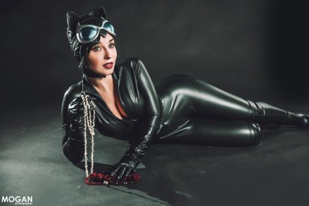 Catwoman cosplay эйден эшли