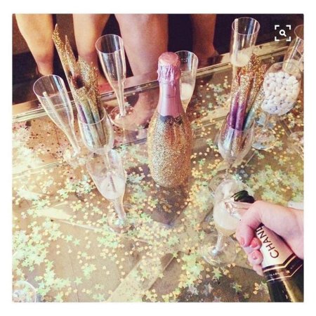 Шампанское на девичник
