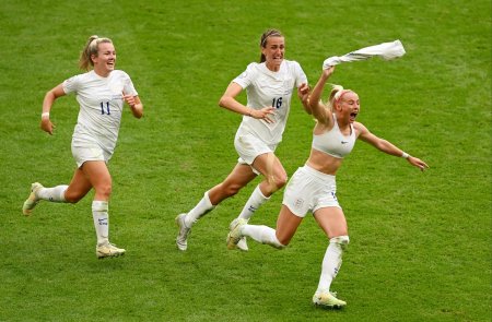 Келли футболистка сборной англии