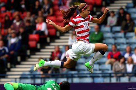 Футболистка чарльтона мадлен райт